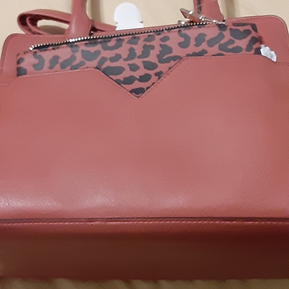 Purse - Picture 3 of 3